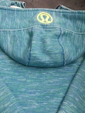 Lululemon Size 6 Scuba Hoodie